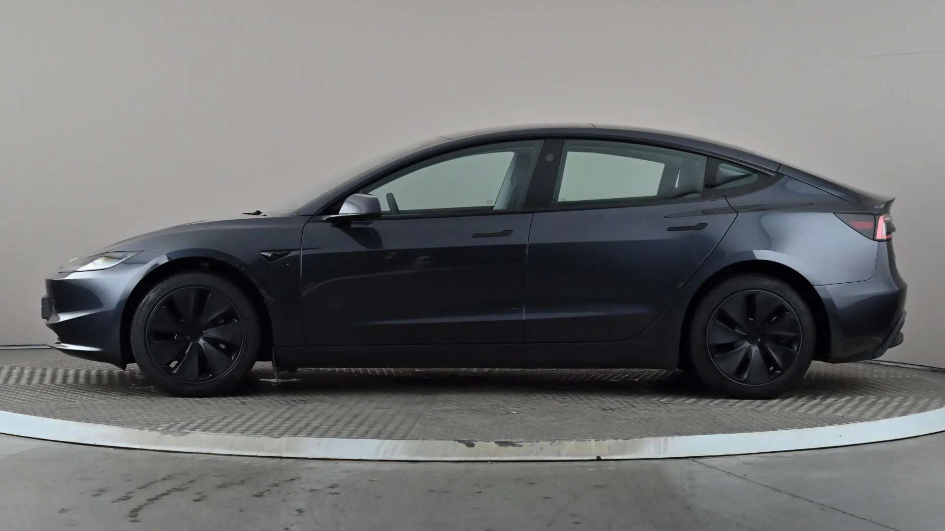 A 2024 TESLA MODEL 3 Long Range RWD Auto A 2024 TESLA MODEL 3 Long Range RWD Auto