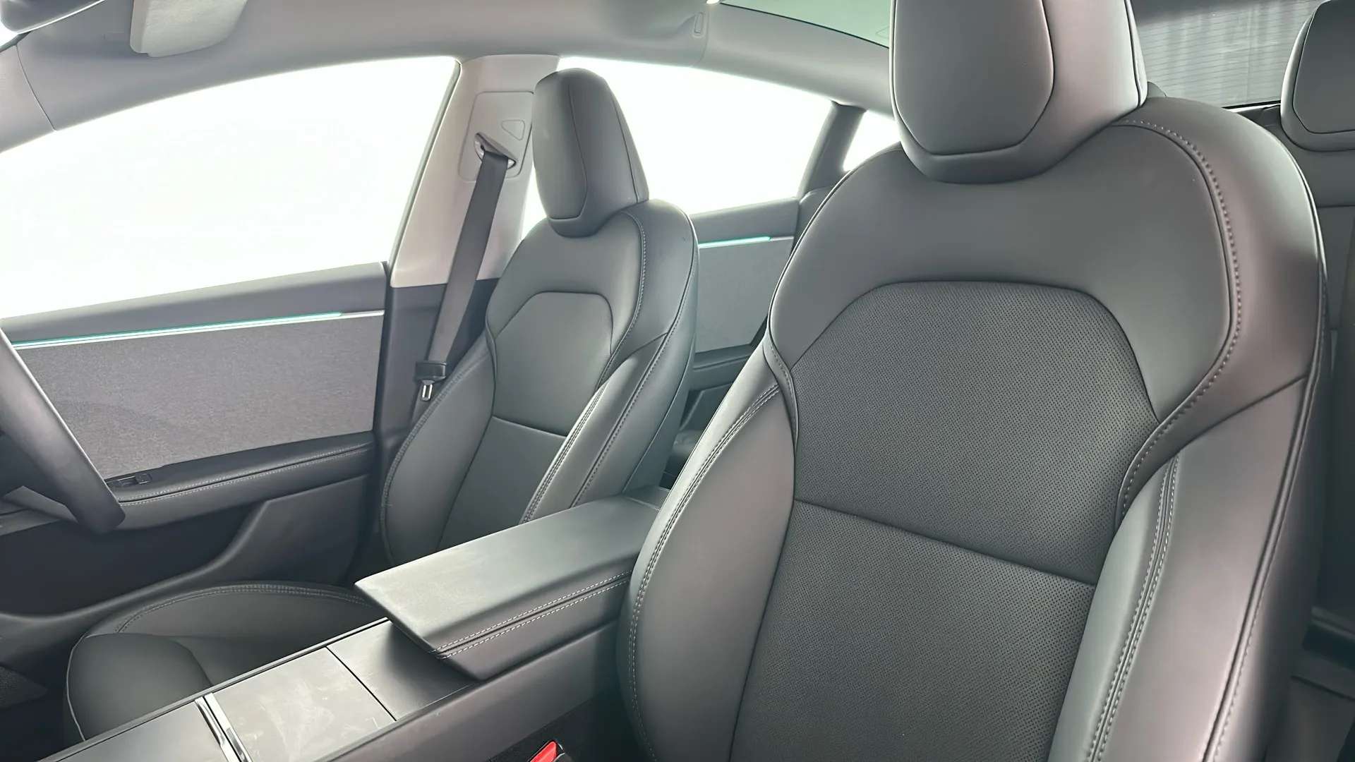 2024 TESLA MODEL 3 2024 TESLA MODEL 3