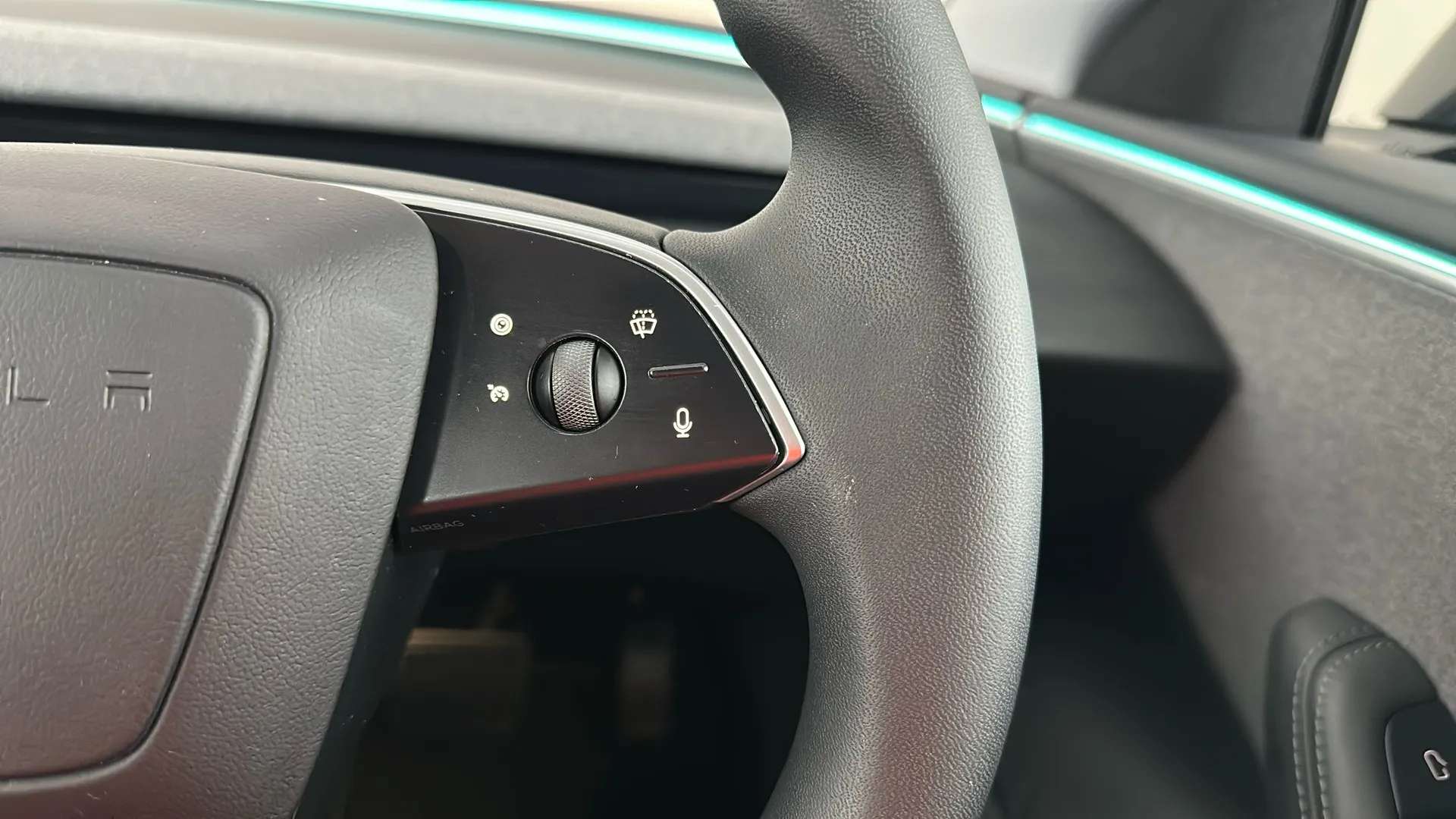2024 TESLA MODEL 3 2024 TESLA MODEL 3