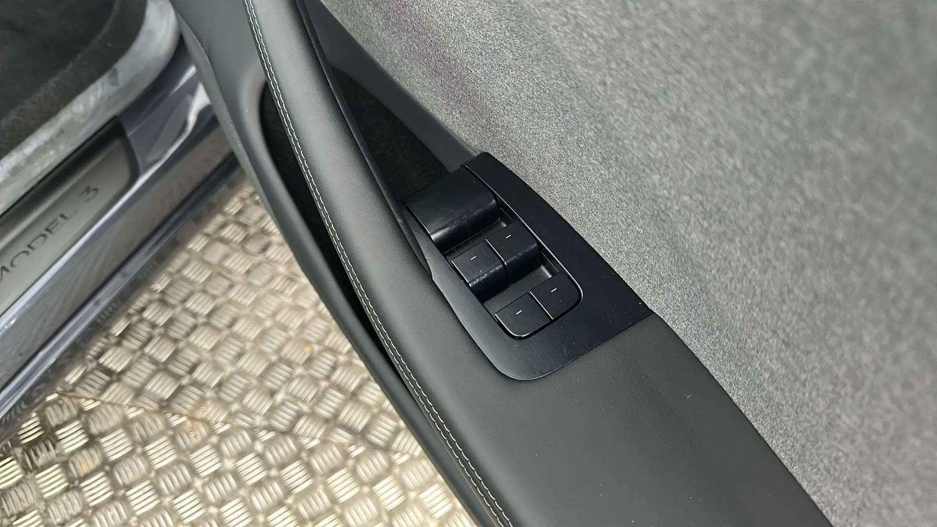 2024 TESLA MODEL 3 2024 TESLA MODEL 3