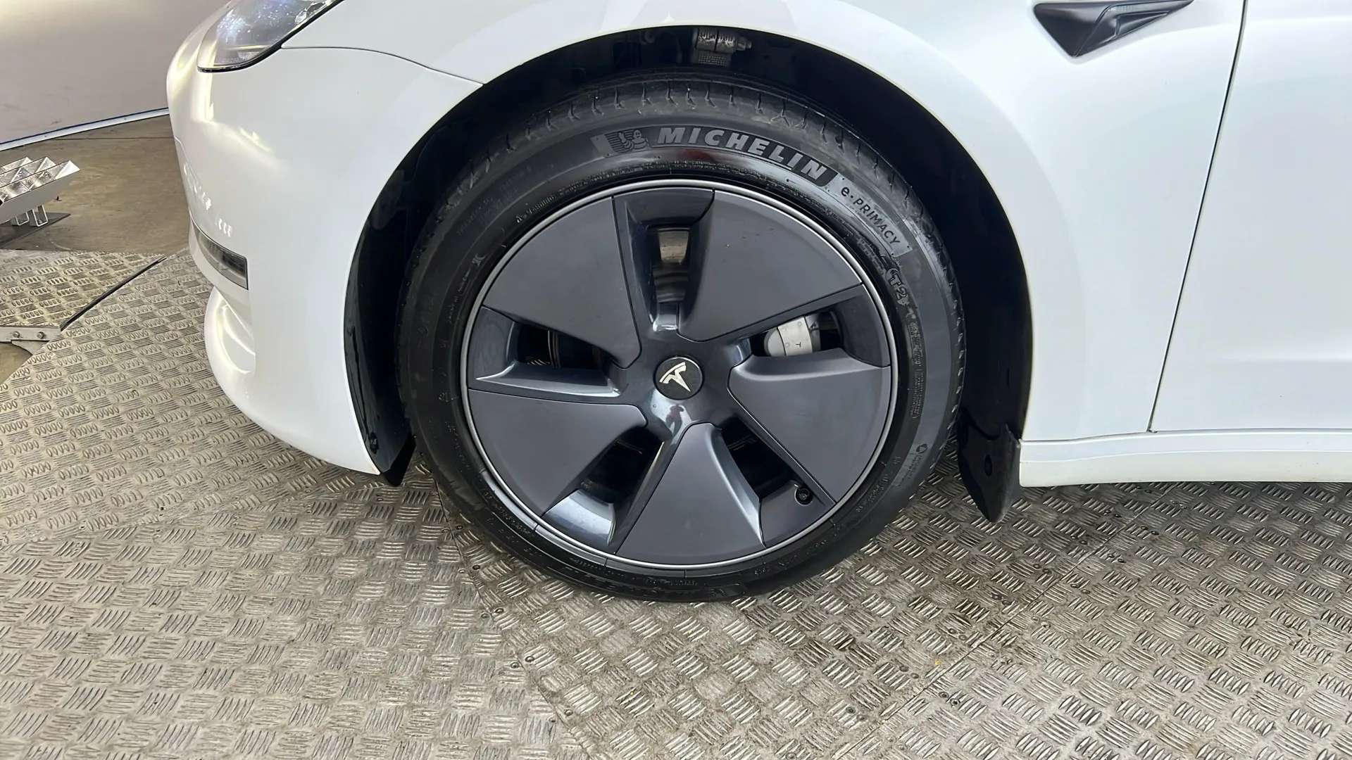 2023 TESLA MODEL 3 2023 TESLA MODEL 3