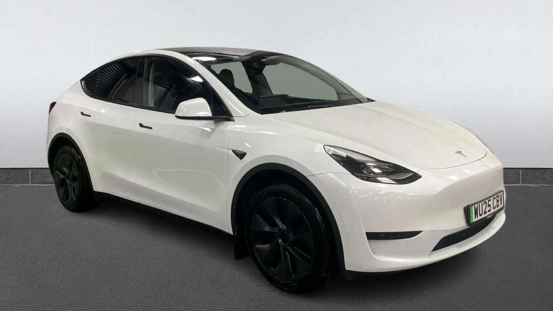 A 2025 TESLA MODEL Y Long Range RWD Auto A 2025 TESLA MODEL Y Long Range RWD Auto
