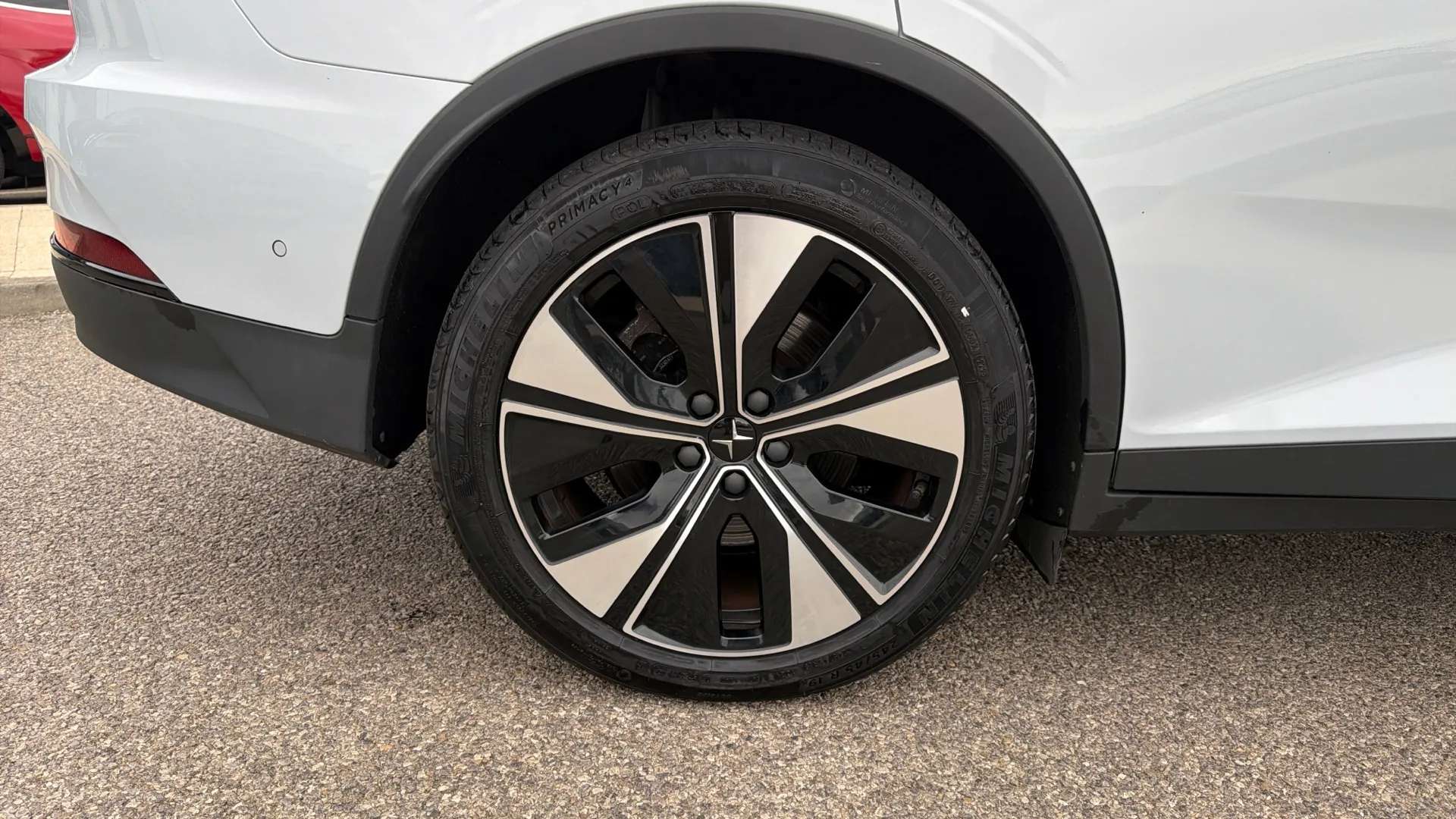 2024 POLESTAR 2 2024 POLESTAR 2