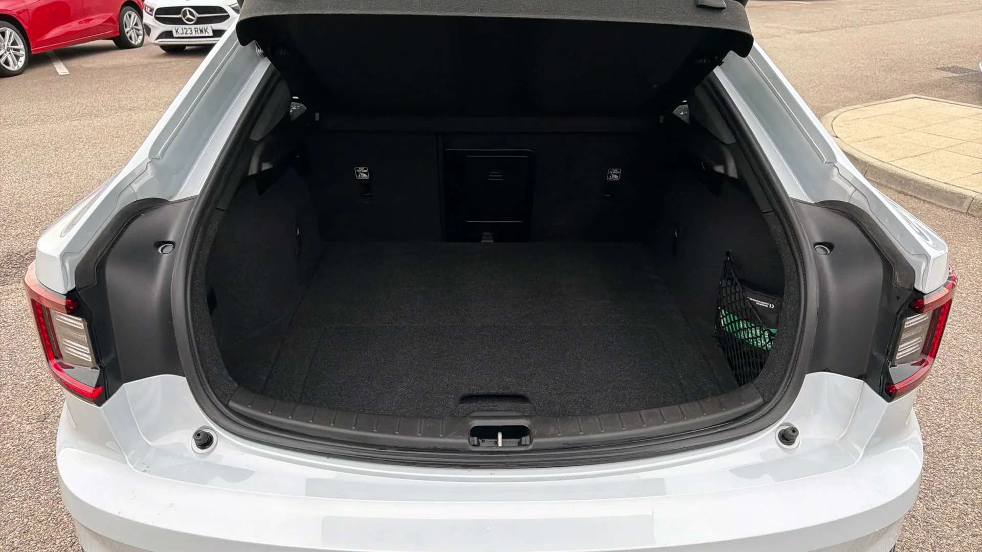 2024 POLESTAR 2 2024 POLESTAR 2