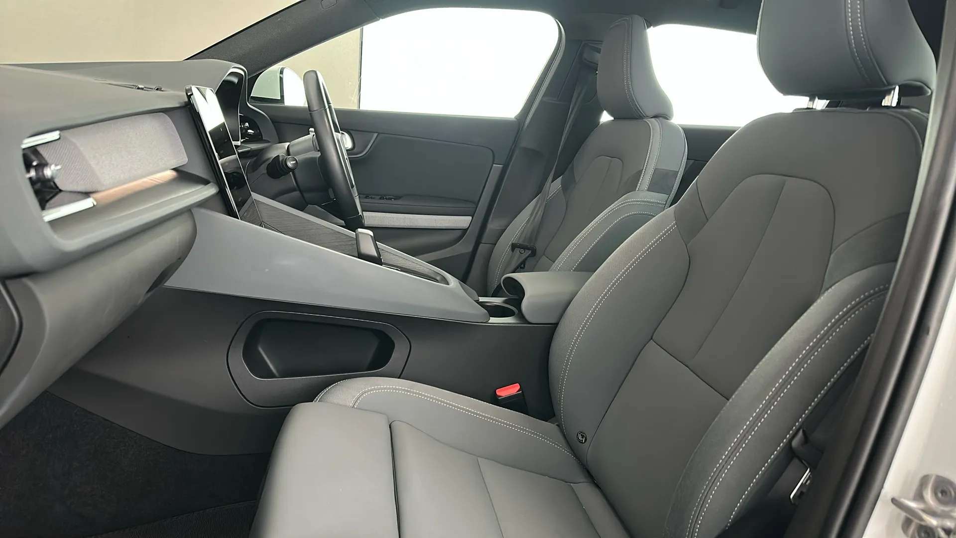 2022 POLESTAR 2 2022 POLESTAR 2