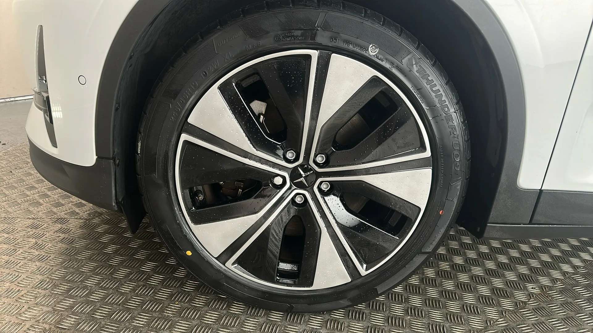 2022 POLESTAR 2 2022 POLESTAR 2