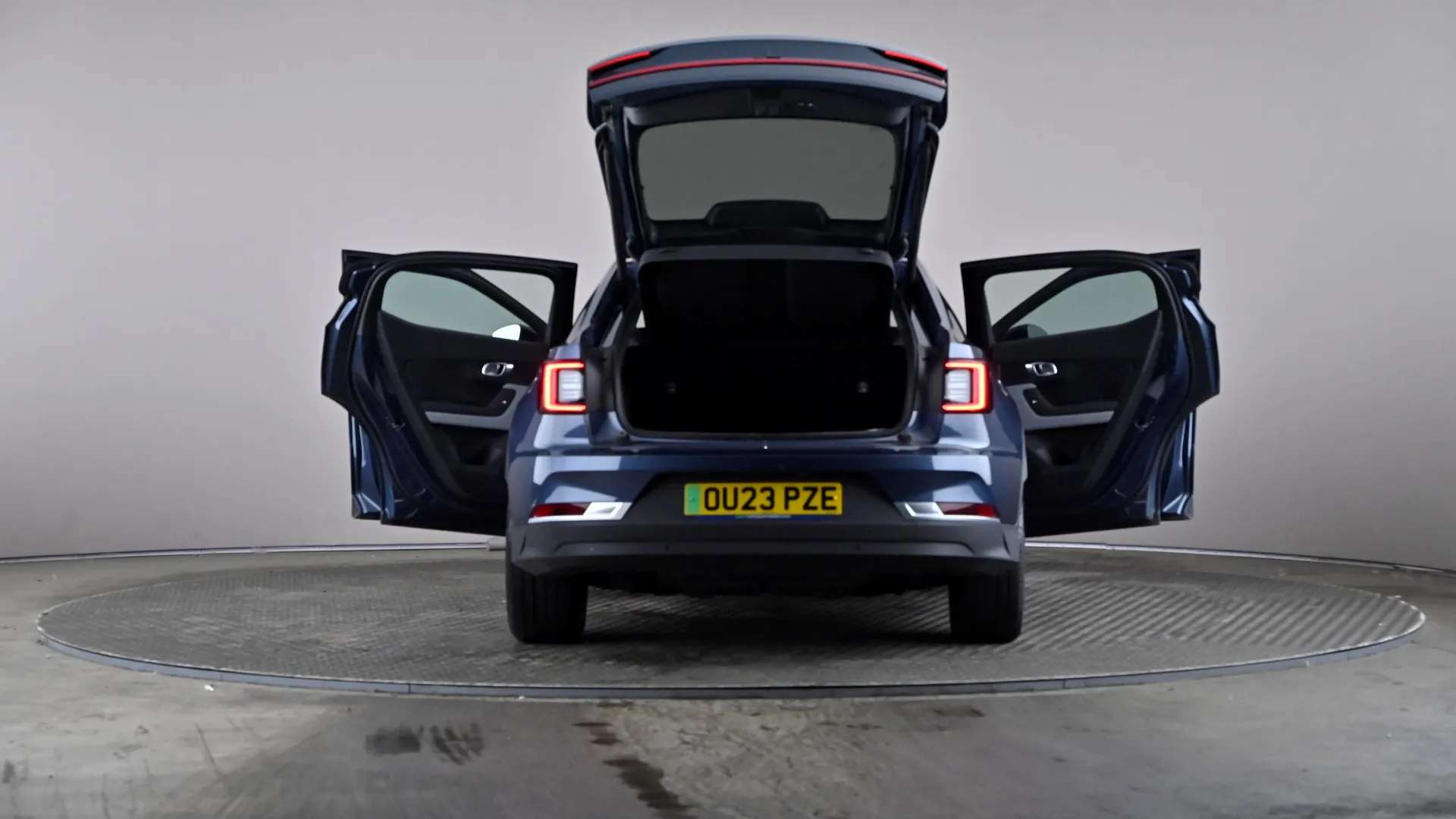 2023 POLESTAR 2 2023 POLESTAR 2