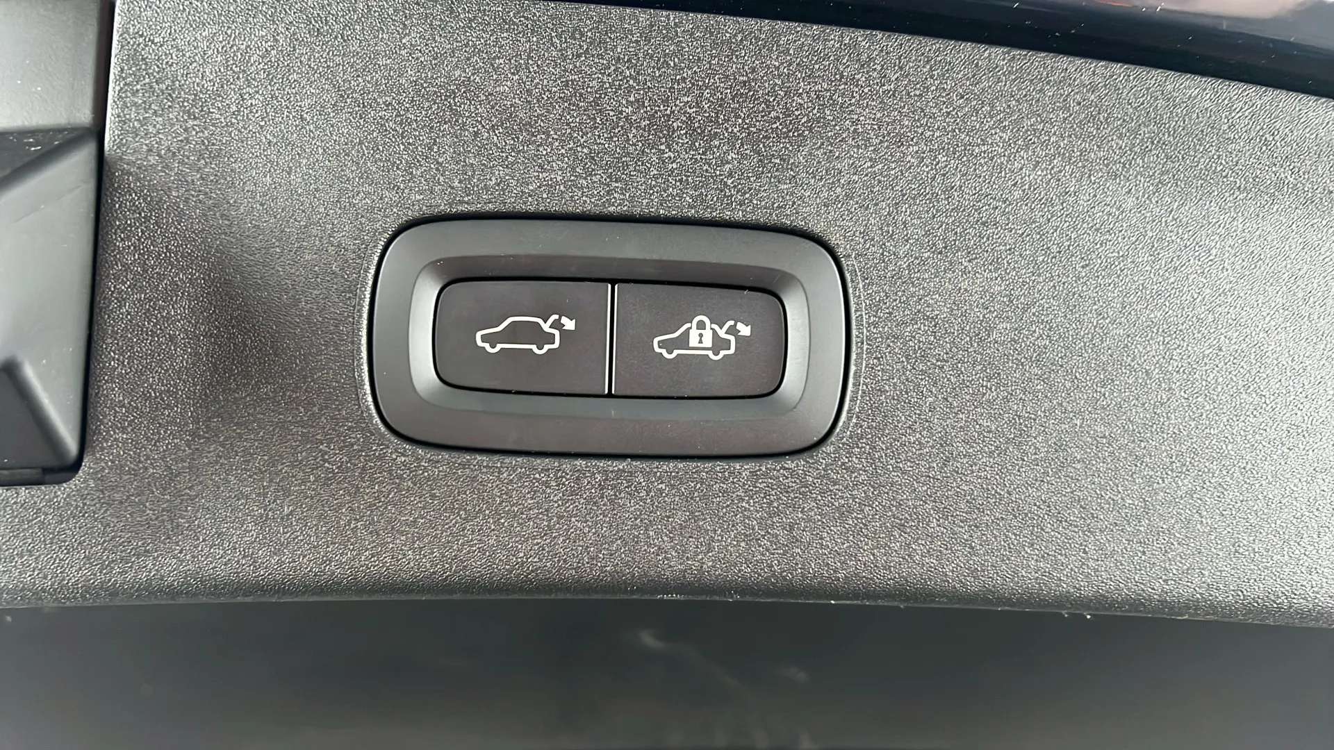 2023 POLESTAR 2 2023 POLESTAR 2