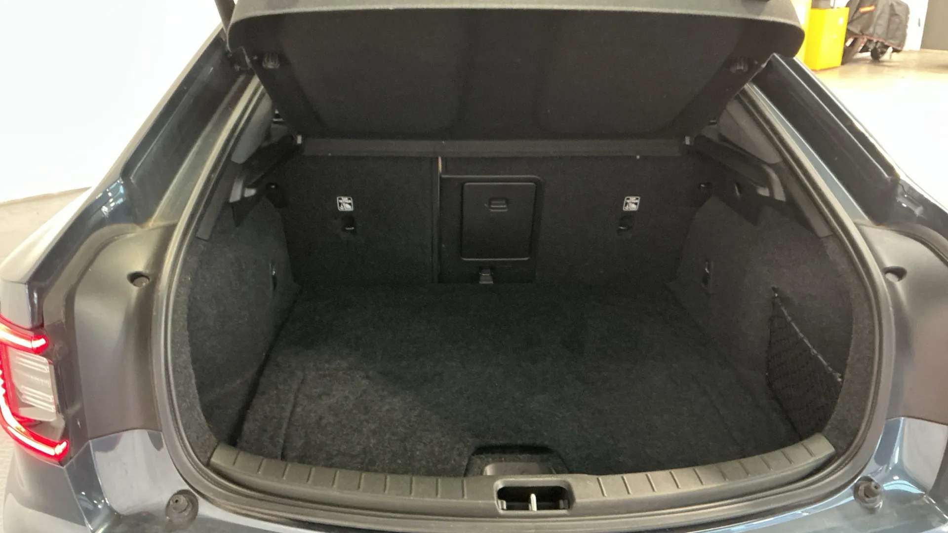 2021 POLESTAR 2 2021 POLESTAR 2