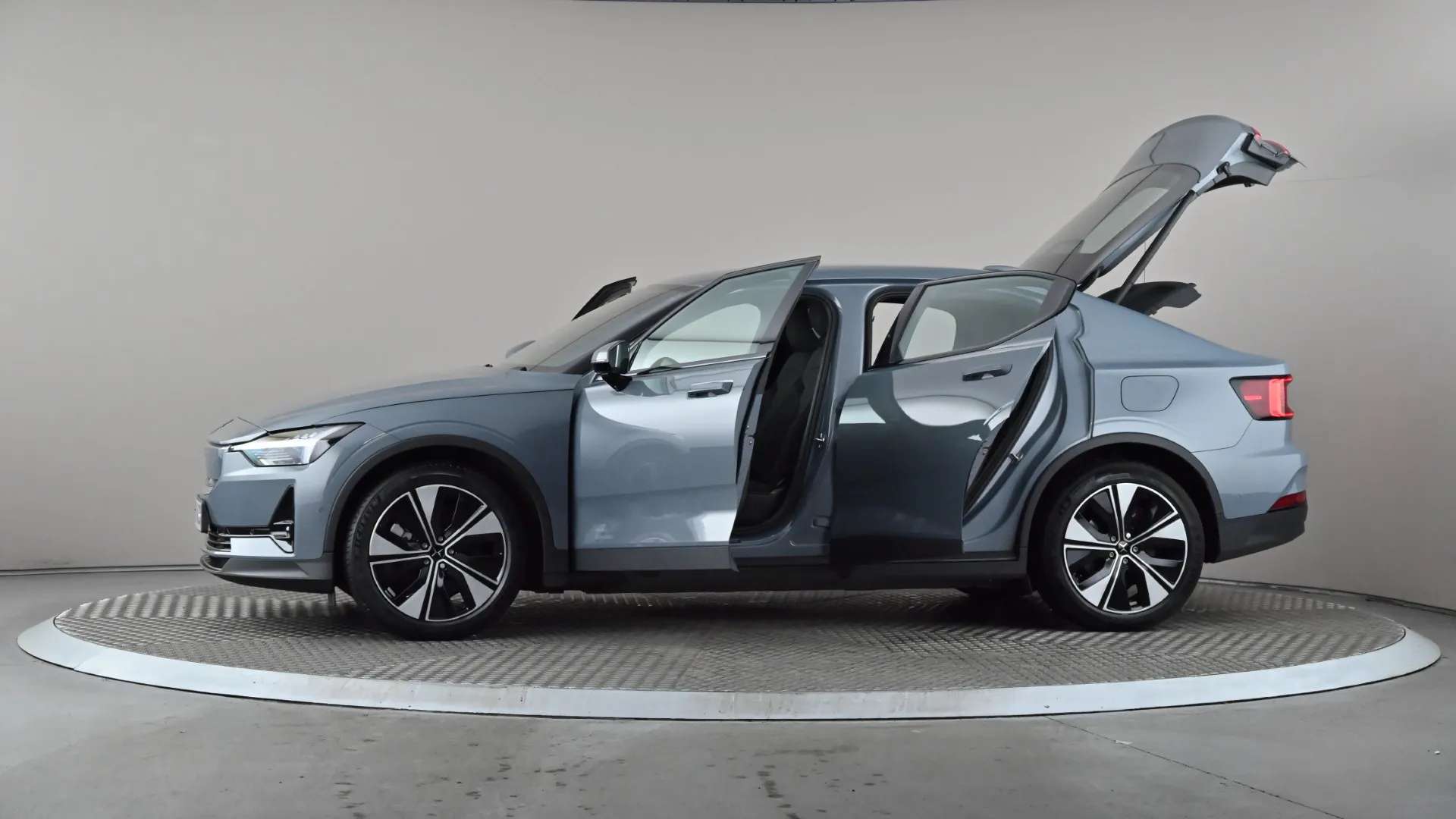 2023 POLESTAR 2 2023 POLESTAR 2