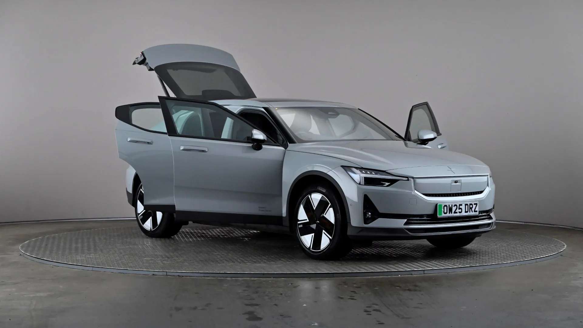 2025 POLESTAR 2 2025 POLESTAR 2