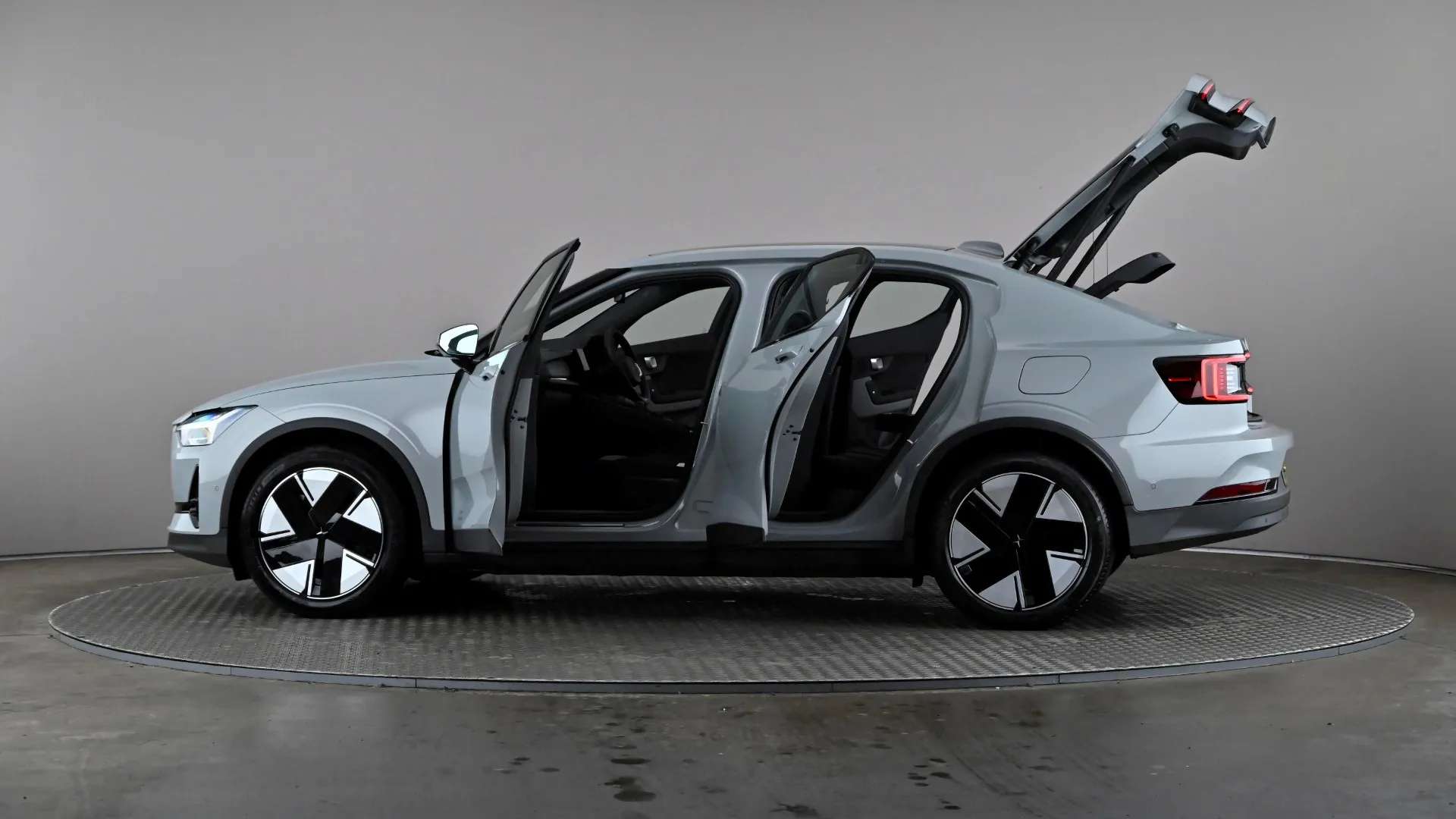 2025 POLESTAR 2 2025 POLESTAR 2