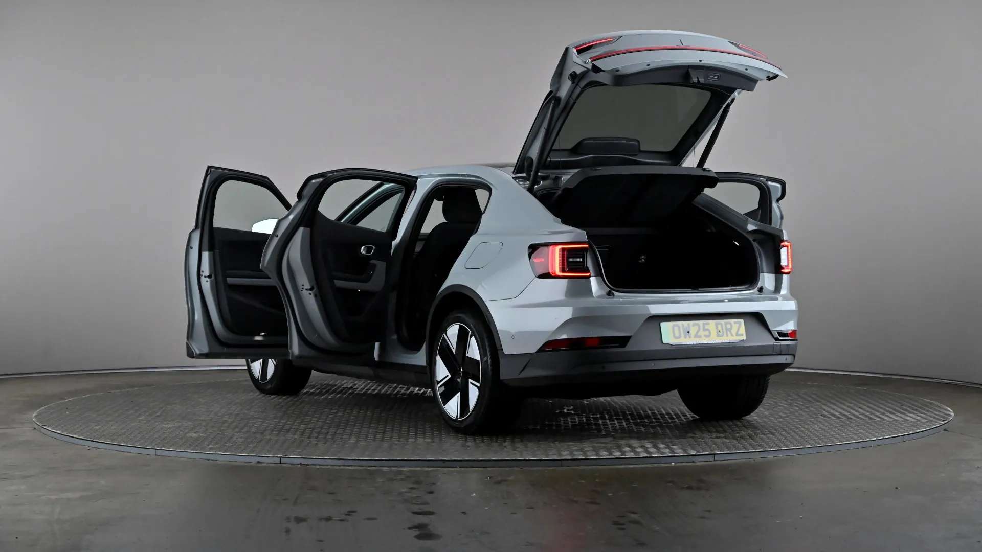 2025 POLESTAR 2 2025 POLESTAR 2