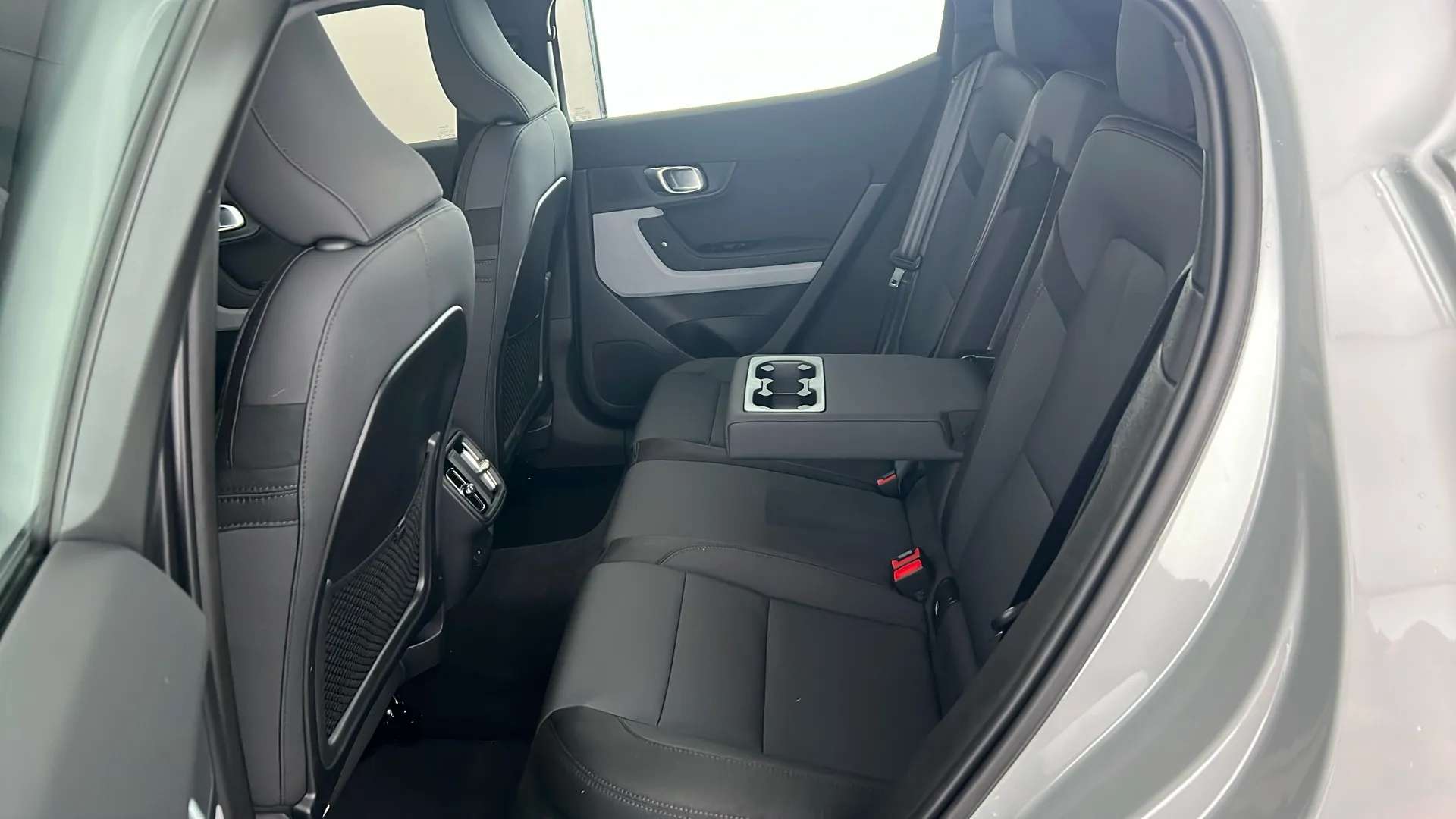 2025 POLESTAR 2 2025 POLESTAR 2