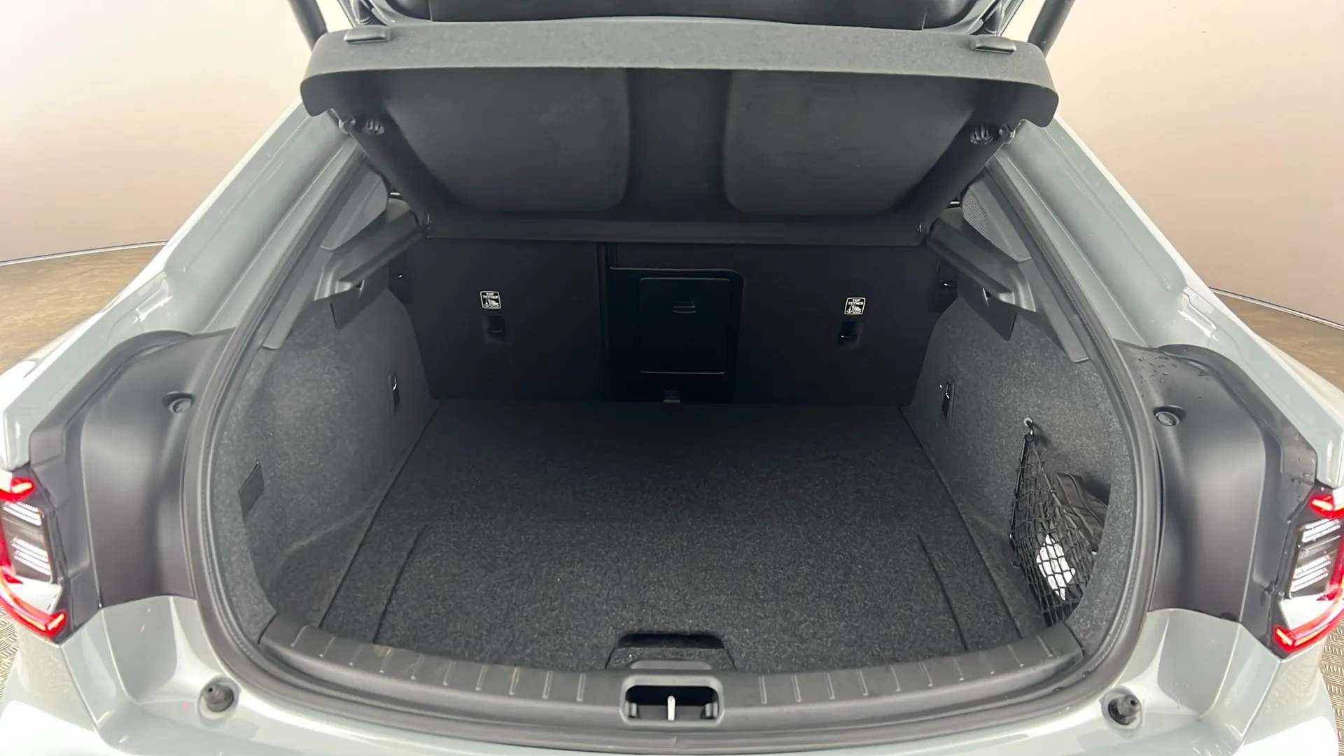 2025 POLESTAR 2 2025 POLESTAR 2