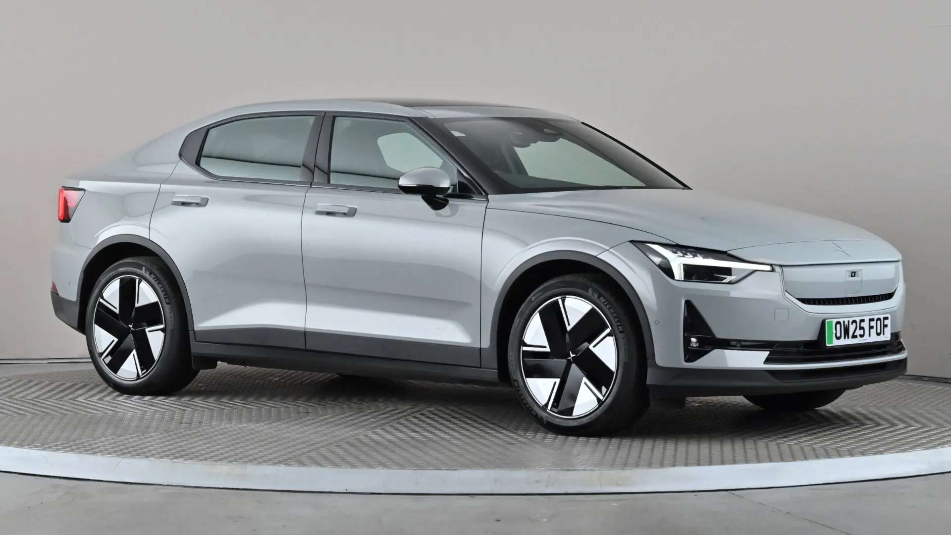2025 POLESTAR 2 2025 POLESTAR 2