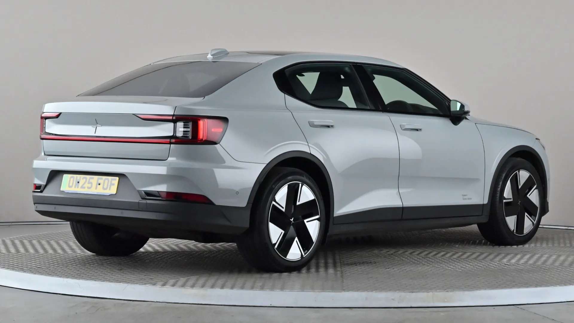 2025 POLESTAR 2 2025 POLESTAR 2