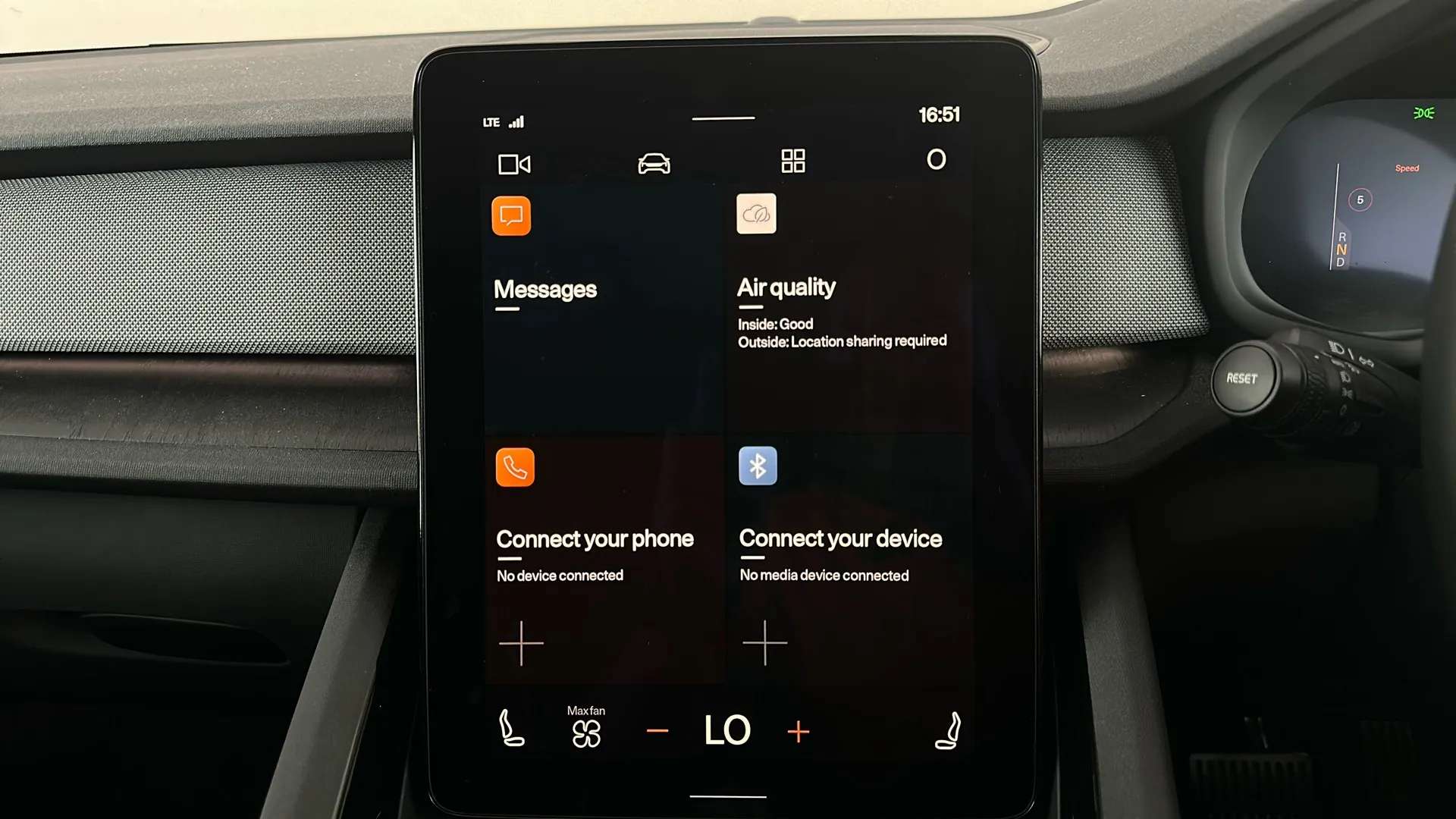 2025 POLESTAR 2 2025 POLESTAR 2