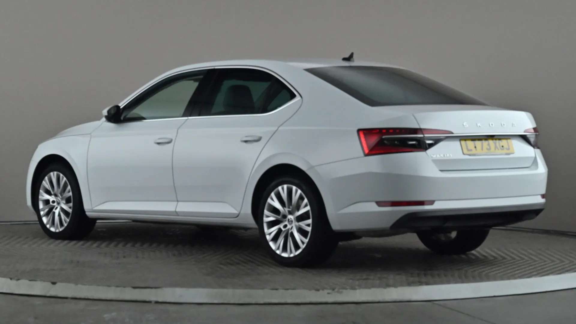A 2023 SKODA SUPERB 1.5 TSI SE L A 2023 SKODA SUPERB 1.5 TSI SE L