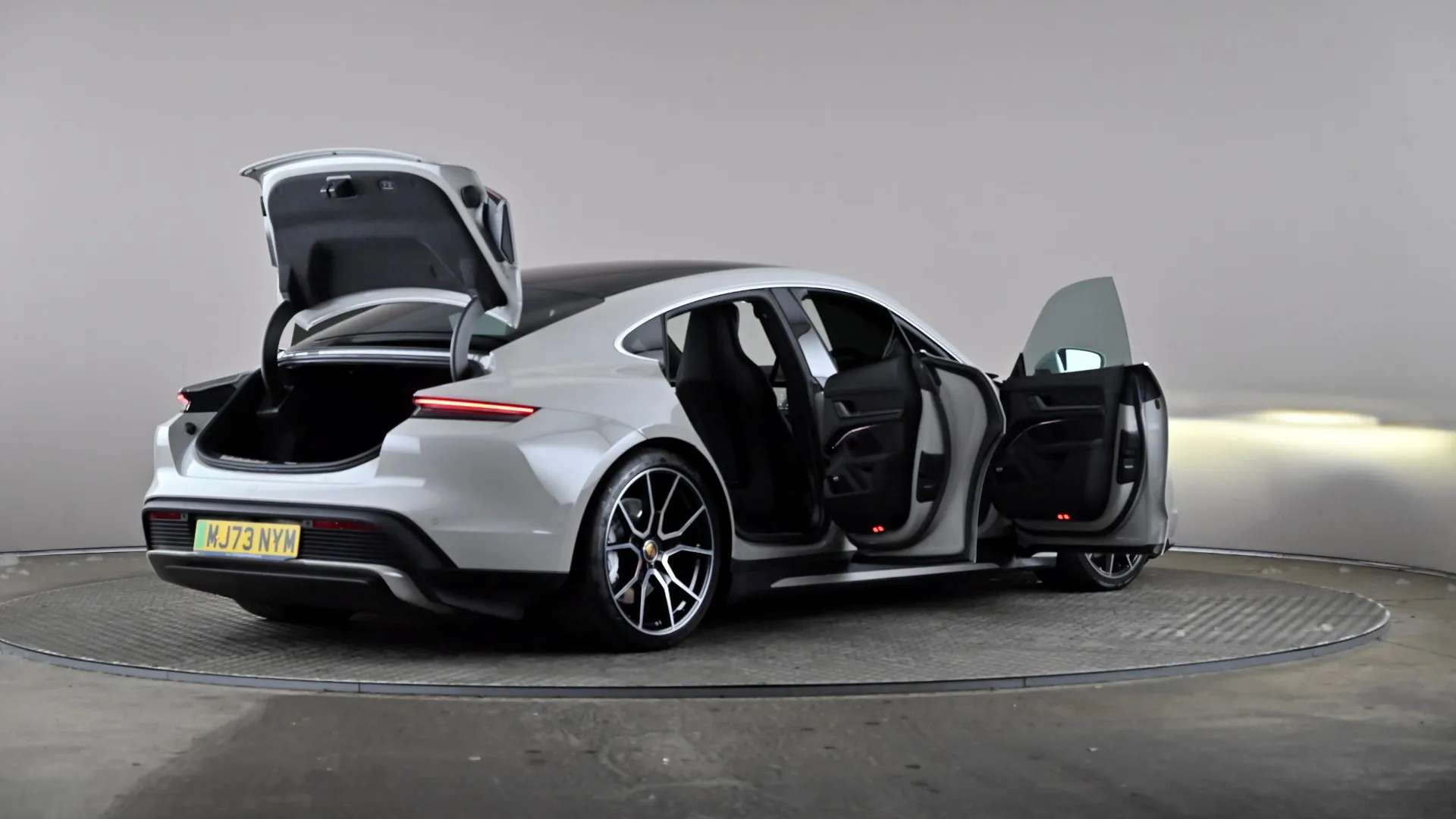 2023 PORSCHE TAYCAN 2023 PORSCHE TAYCAN
