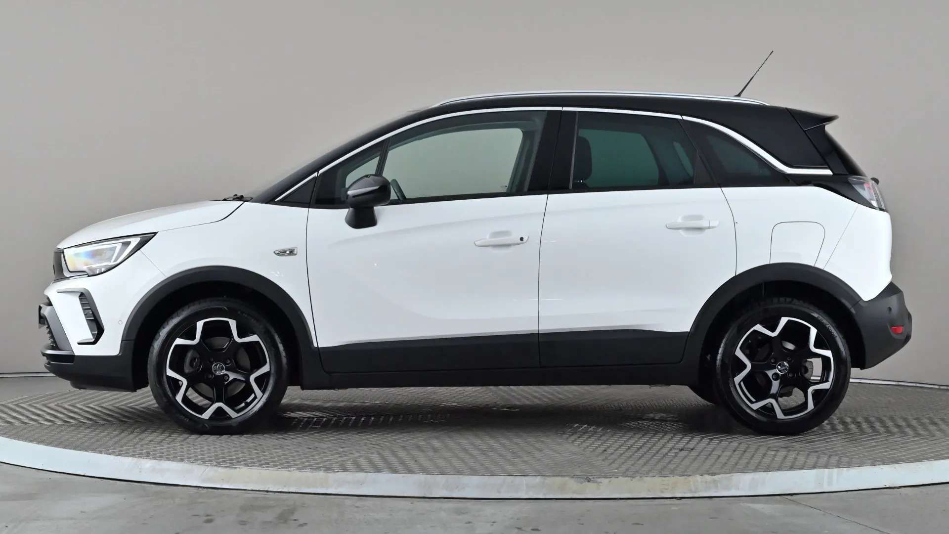 A 2023 VAUXHALL CROSSLAND 1.2 Turbo Ultimate A 2023 VAUXHALL CROSSLAND 1.2 Turbo Ultimate