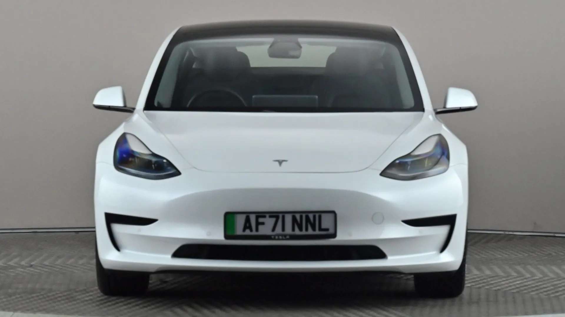 A 2021 TESLA MODEL 3 Standard Plus Auto A 2021 TESLA MODEL 3 Standard Plus Auto