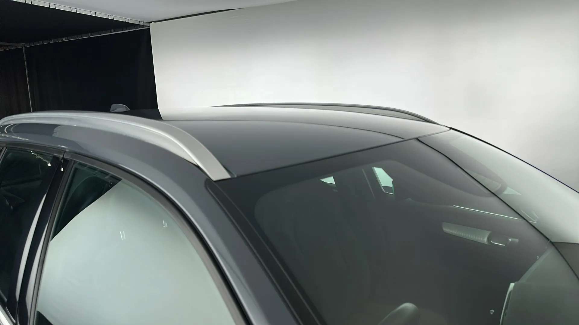 2023 VOLVO XC40 2023 VOLVO XC40