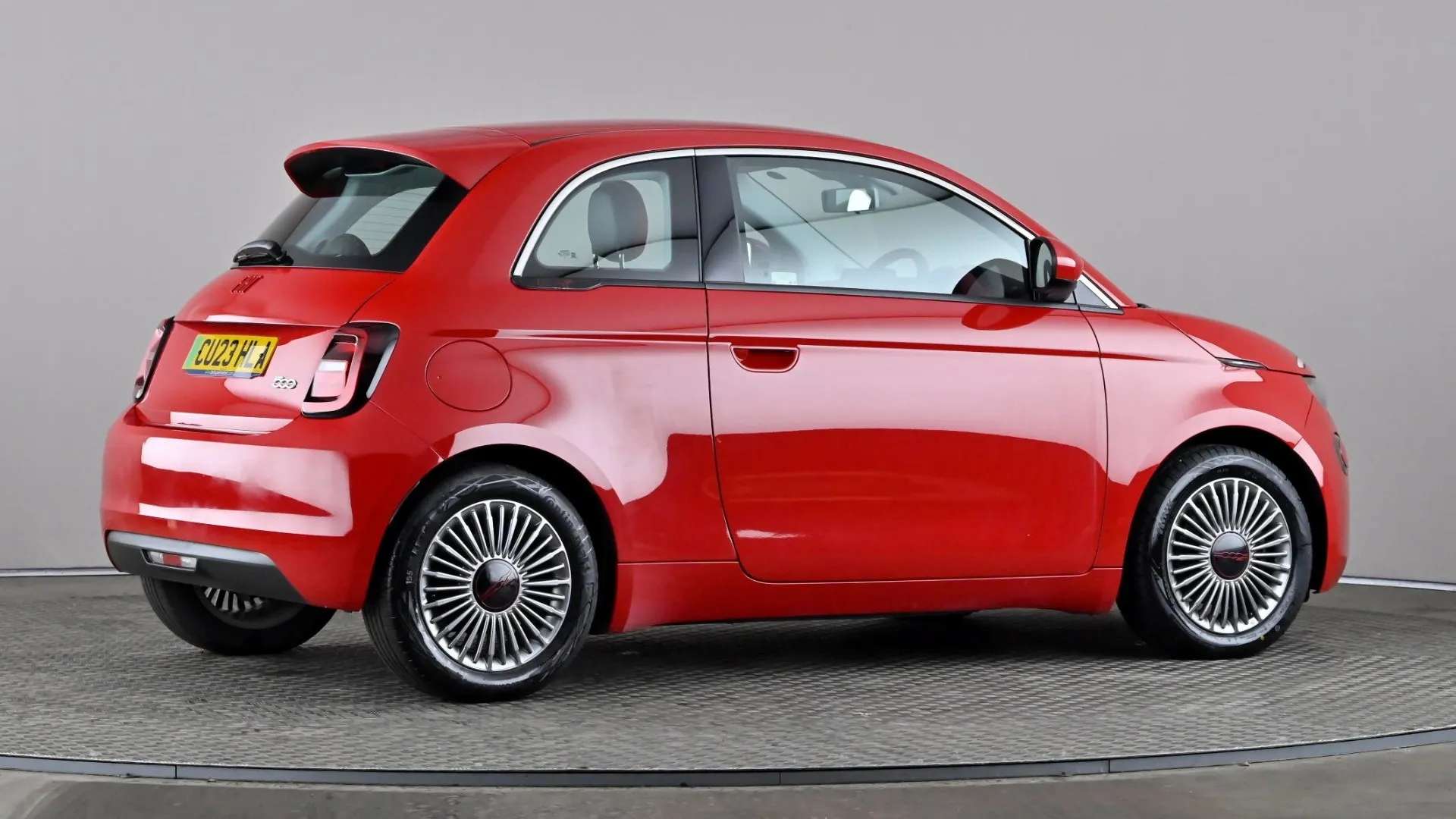 2023 FIAT 500 2023 FIAT 500