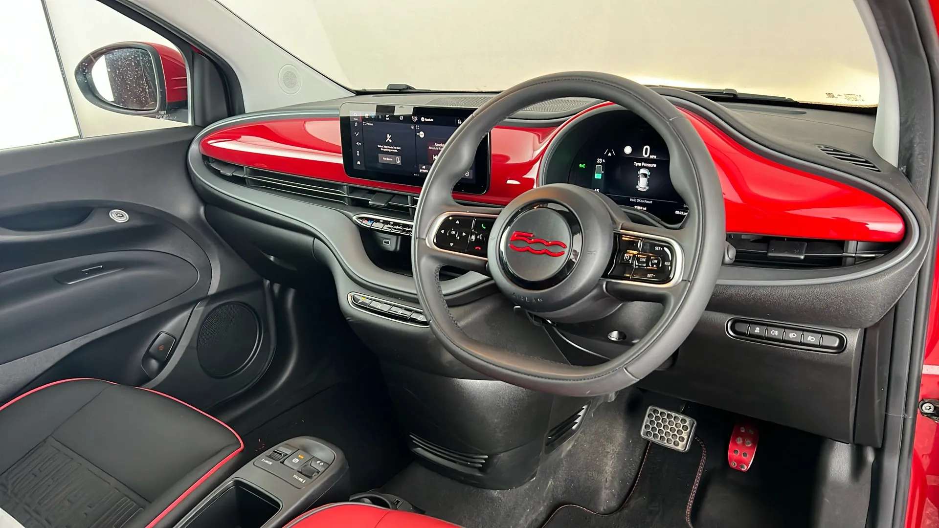 2023 FIAT 500 2023 FIAT 500