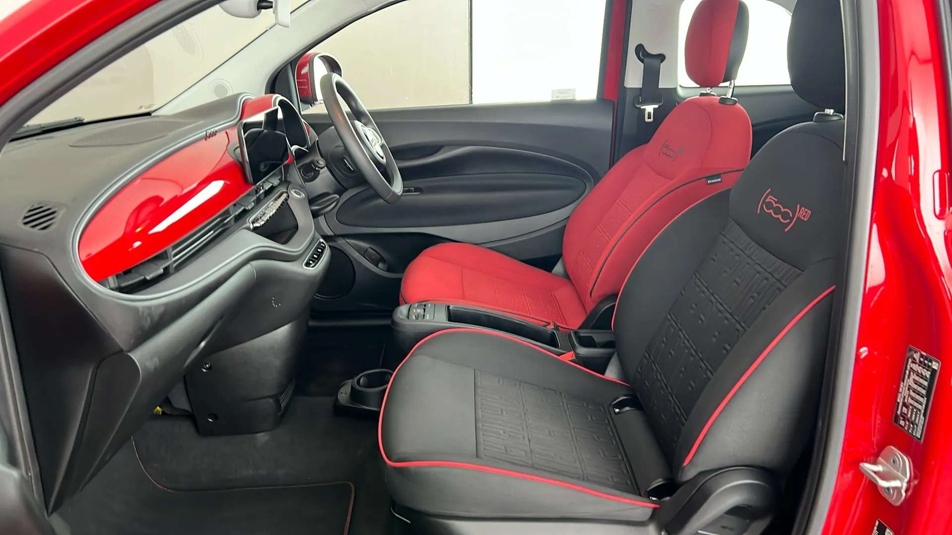 2023 FIAT 500 2023 FIAT 500