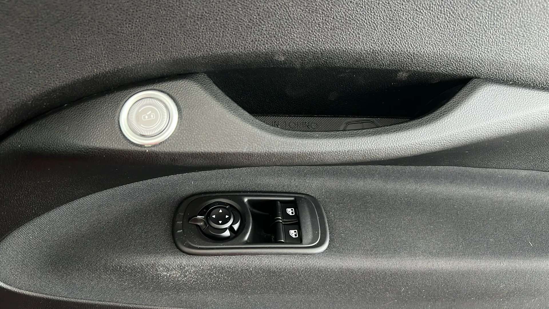 2023 FIAT 500 2023 FIAT 500