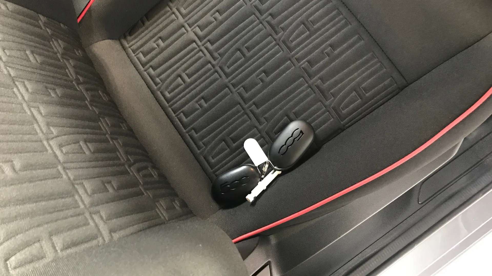 2022 FIAT 500 2022 FIAT 500