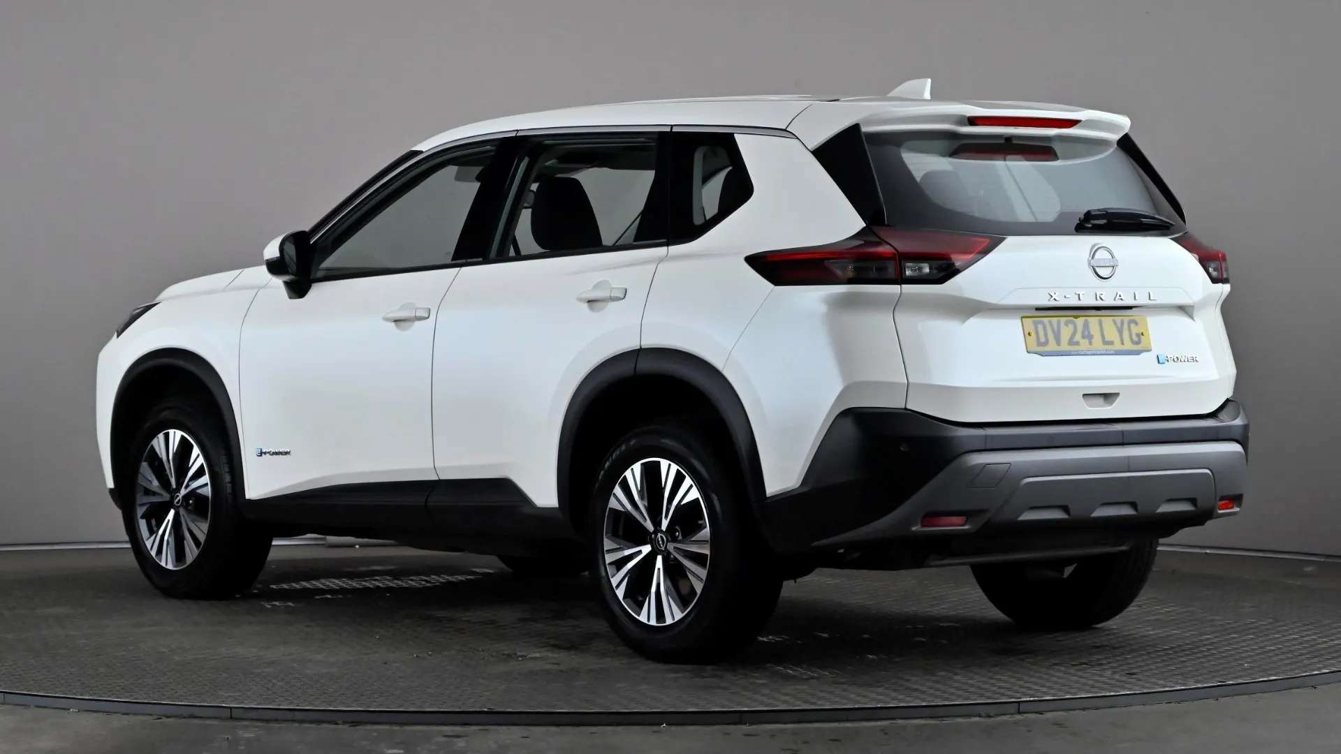 A 2024 NISSAN X-TRAIL 1.5 E-Power 204 Acenta Premium Xtronic A 2024 NISSAN X-TRAIL 1.5 E-Power 204 Acenta Premium Xtronic