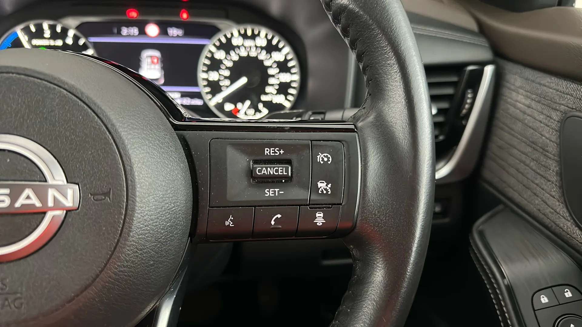 2024 NISSAN X-TRAIL 2024 NISSAN X-TRAIL