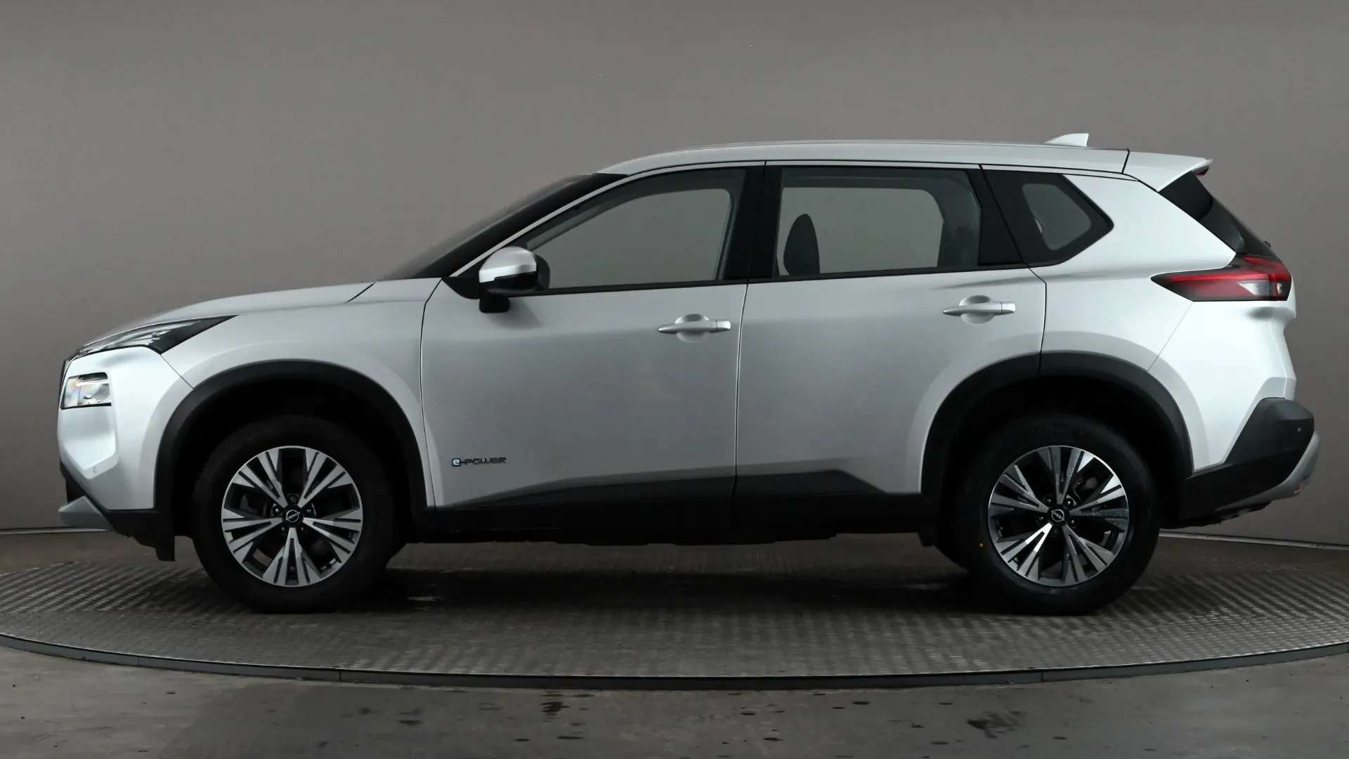 A 2024 NISSAN X-TRAIL 1.5 E-Power 204 Acenta Premium Xtronic A 2024 NISSAN X-TRAIL 1.5 E-Power 204 Acenta Premium Xtronic