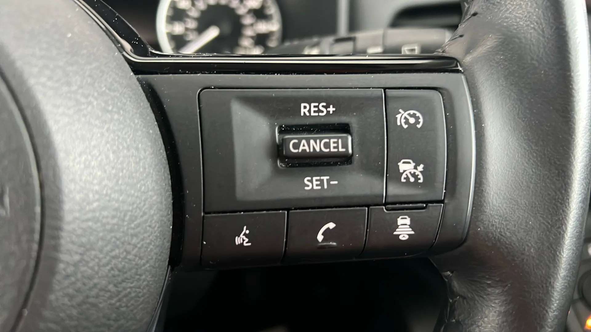 2024 NISSAN X-TRAIL 2024 NISSAN X-TRAIL