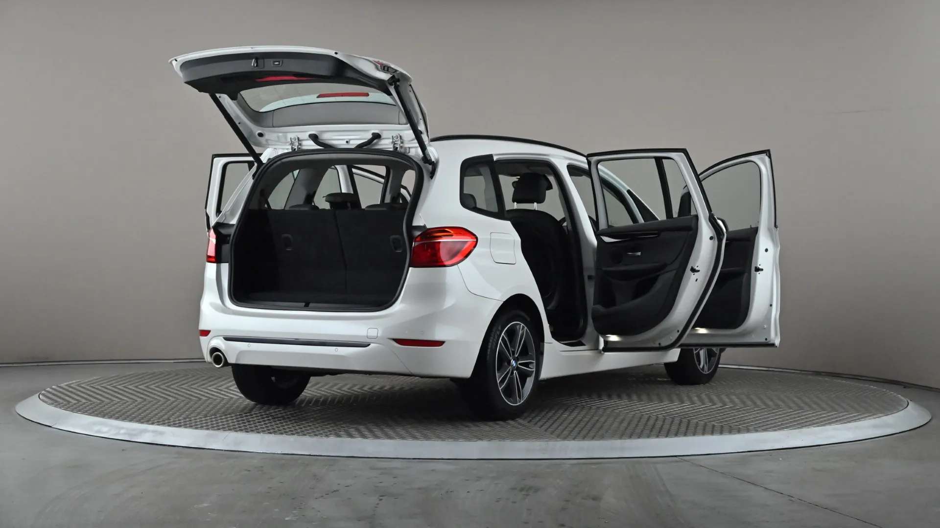 2018 BMW 2 SERIES GRAN TOURER 2018 BMW 2 SERIES GRAN TOURER