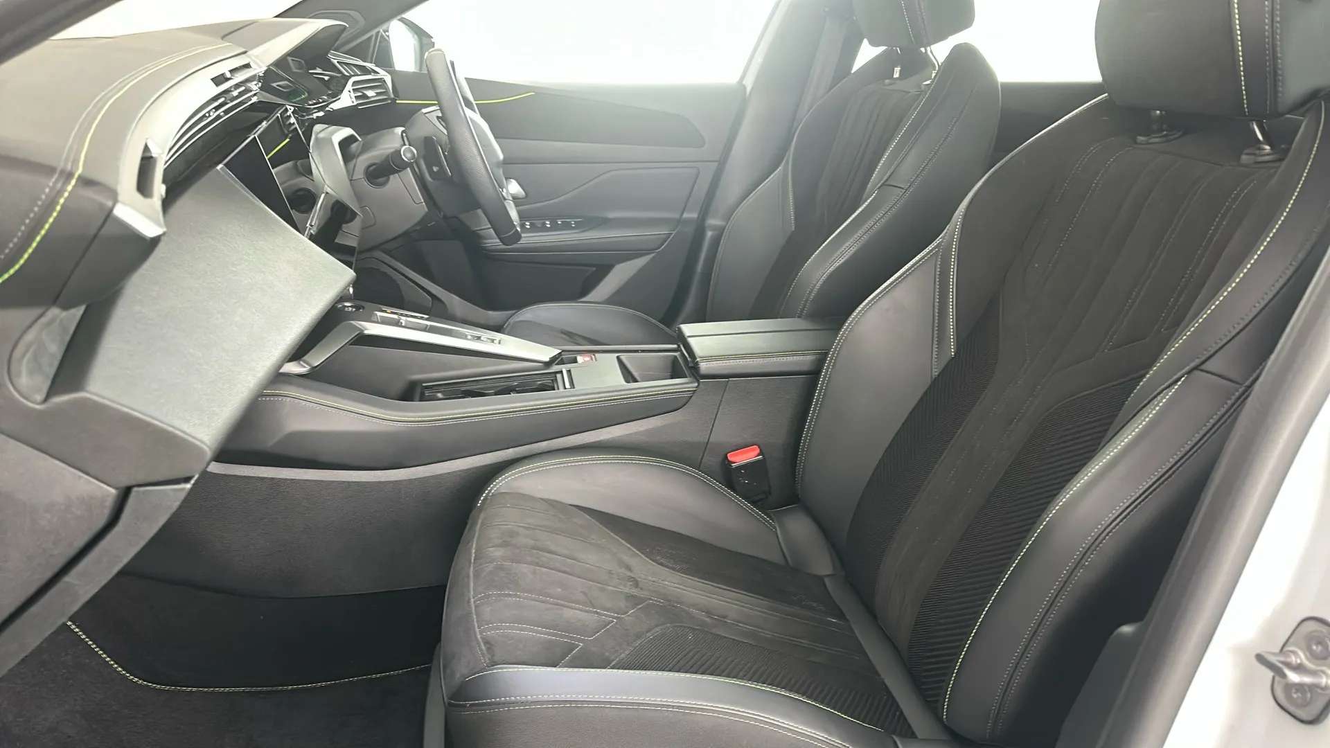 2024 PEUGEOT 408 2024 PEUGEOT 408