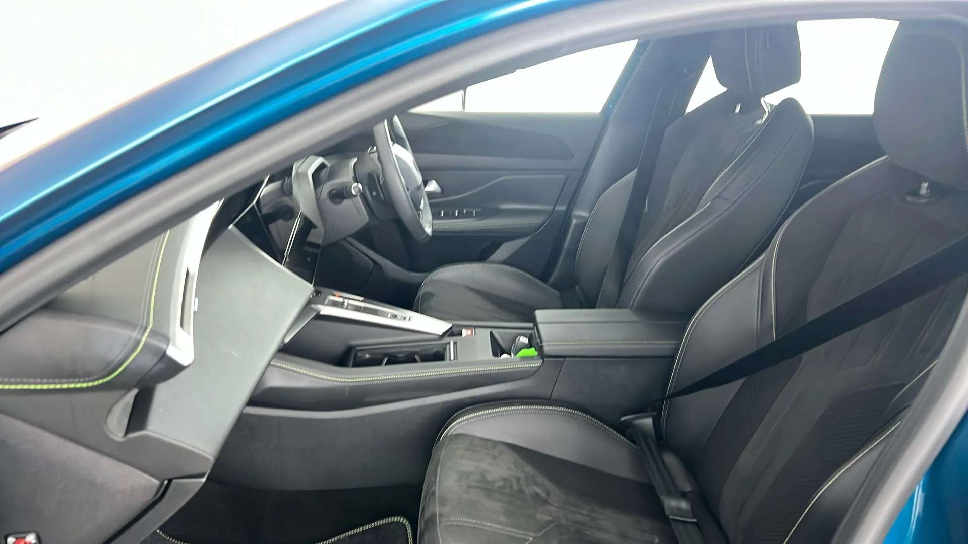 2024 PEUGEOT 408 2024 PEUGEOT 408