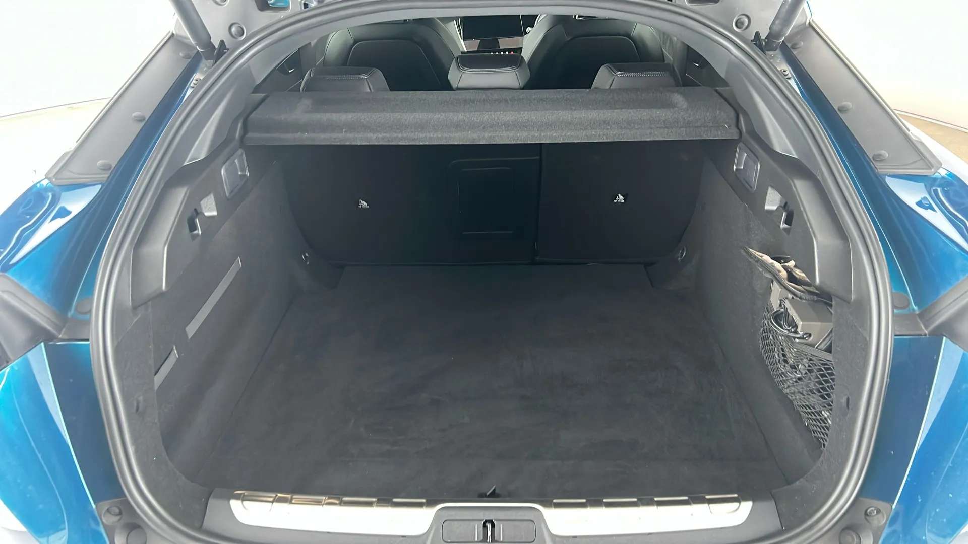 2024 PEUGEOT 408 2024 PEUGEOT 408