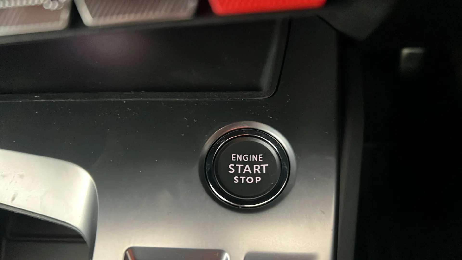 2024 PEUGEOT 408 2024 PEUGEOT 408