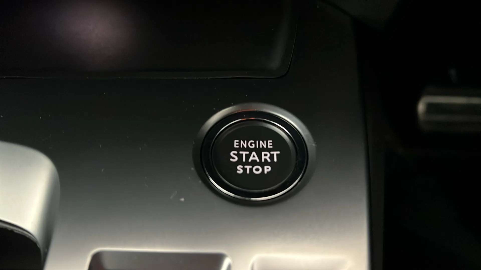 2024 PEUGEOT 408 2024 PEUGEOT 408