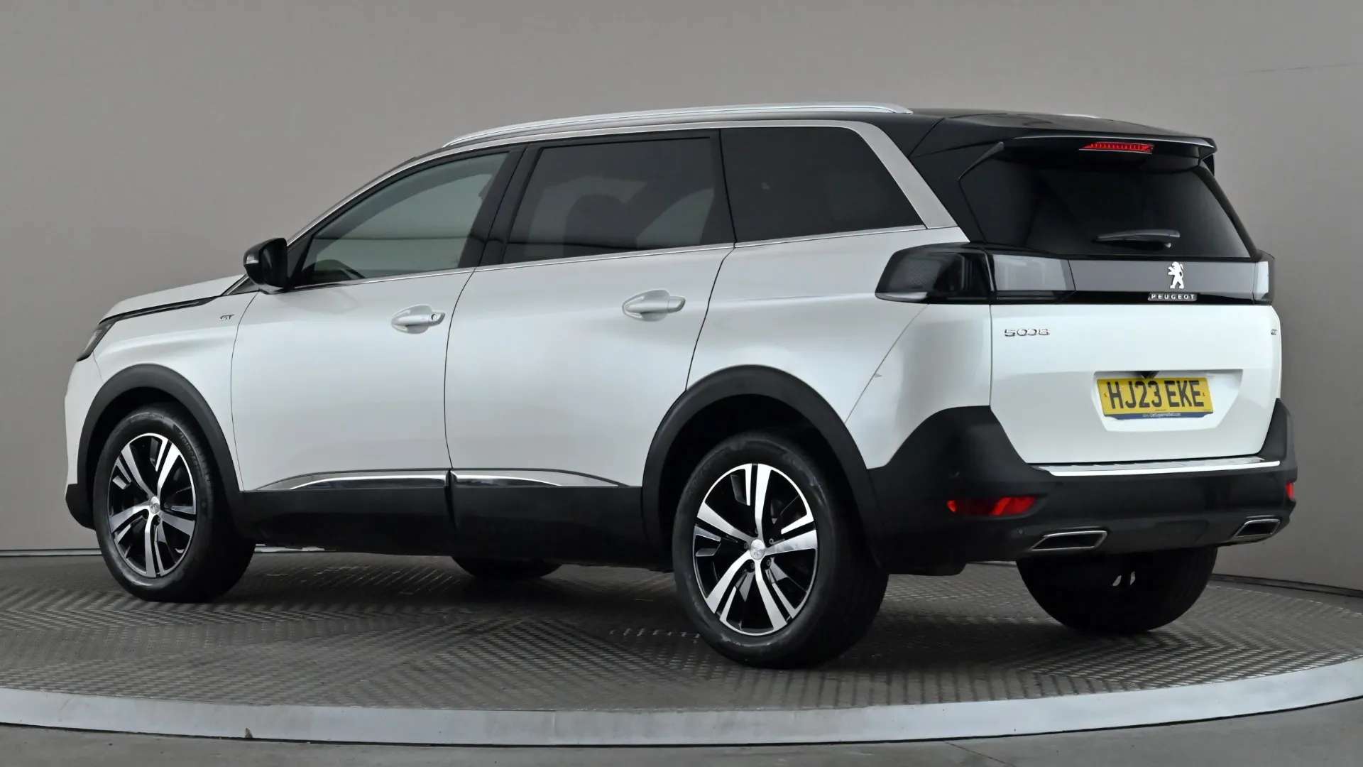 A 2023 PEUGEOT 5008 1.2 PureTech GT EAT8 A 2023 PEUGEOT 5008 1.2 PureTech GT EAT8