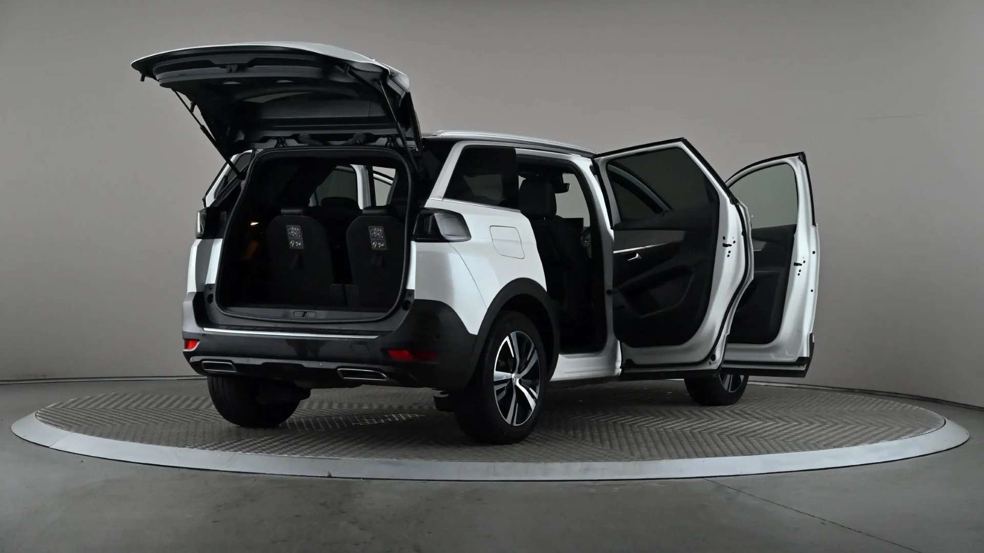 2023 PEUGEOT 5008 2023 PEUGEOT 5008