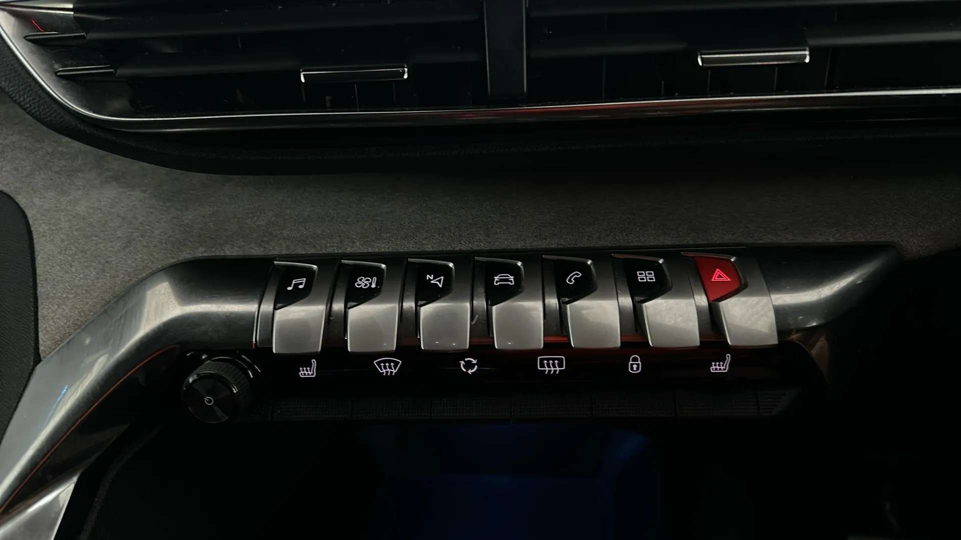 2023 PEUGEOT 5008 2023 PEUGEOT 5008