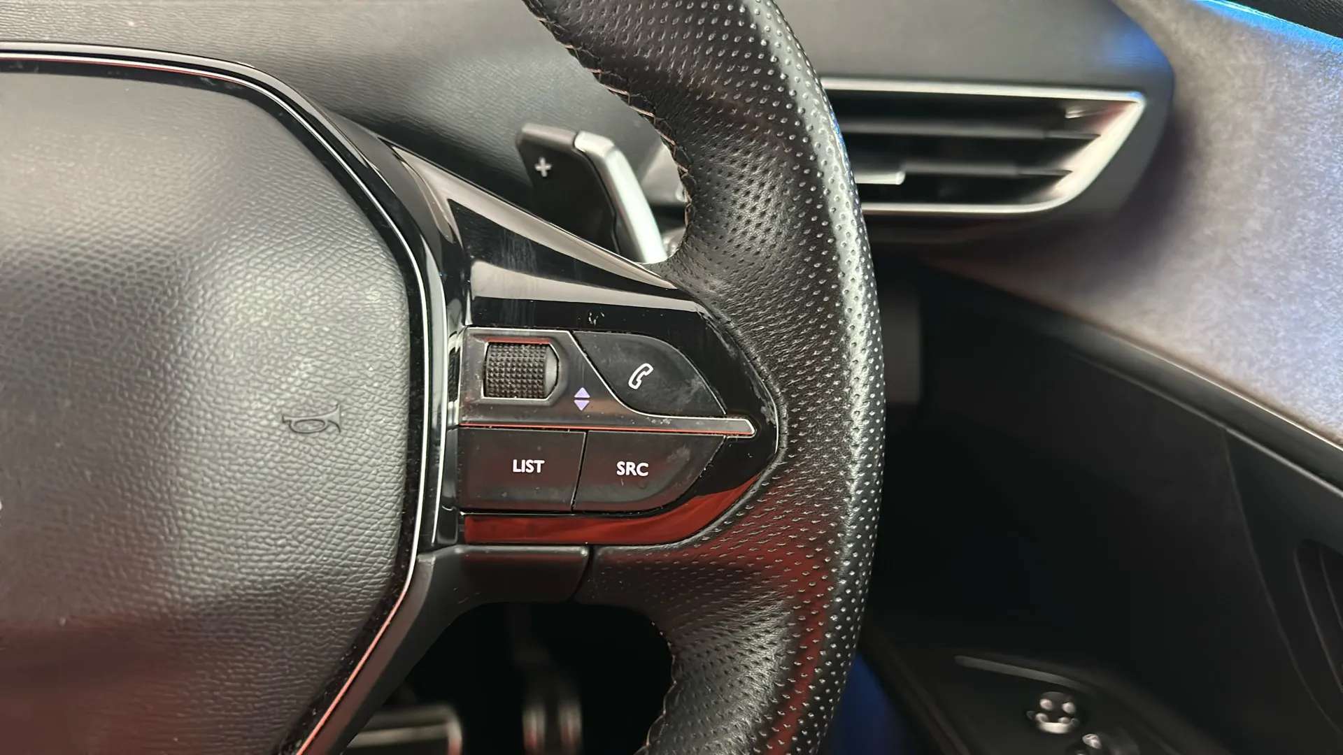 2023 PEUGEOT 5008 2023 PEUGEOT 5008