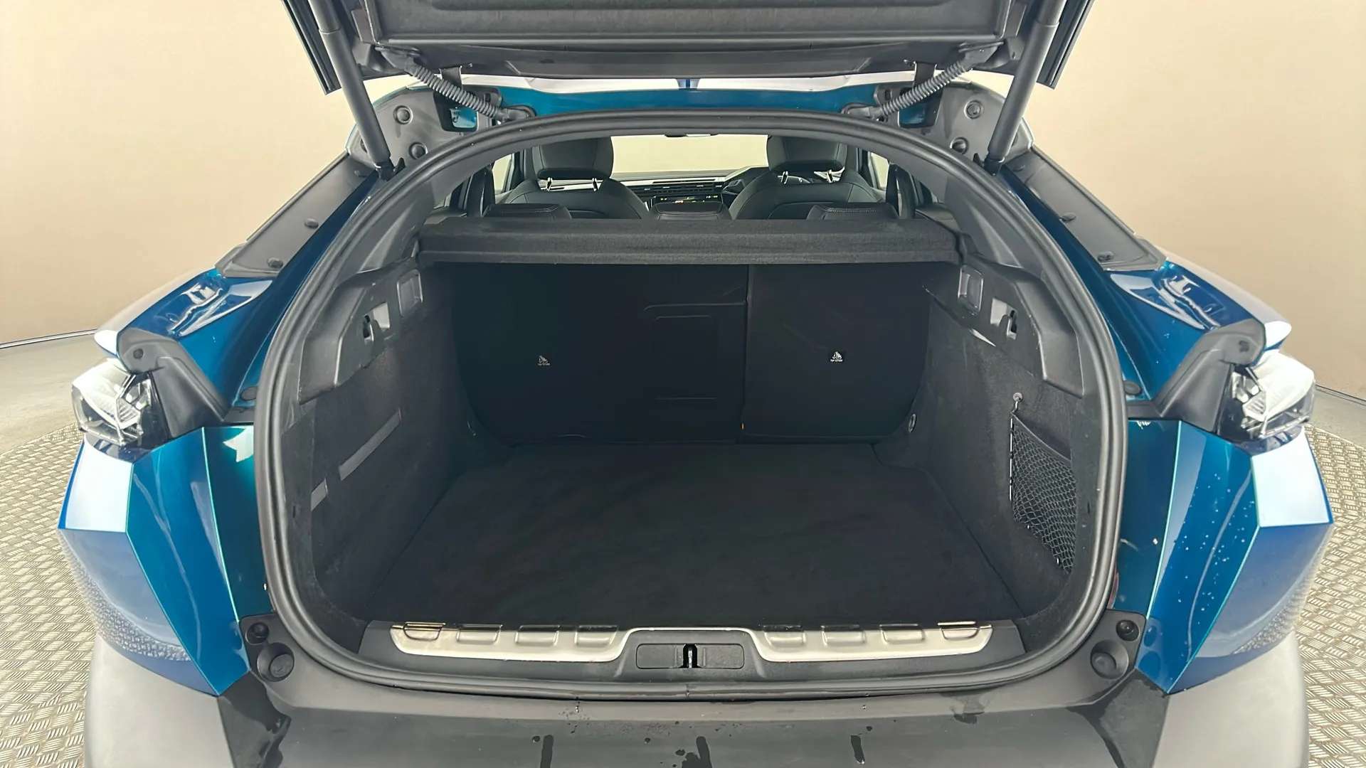 2024 PEUGEOT 408 2024 PEUGEOT 408