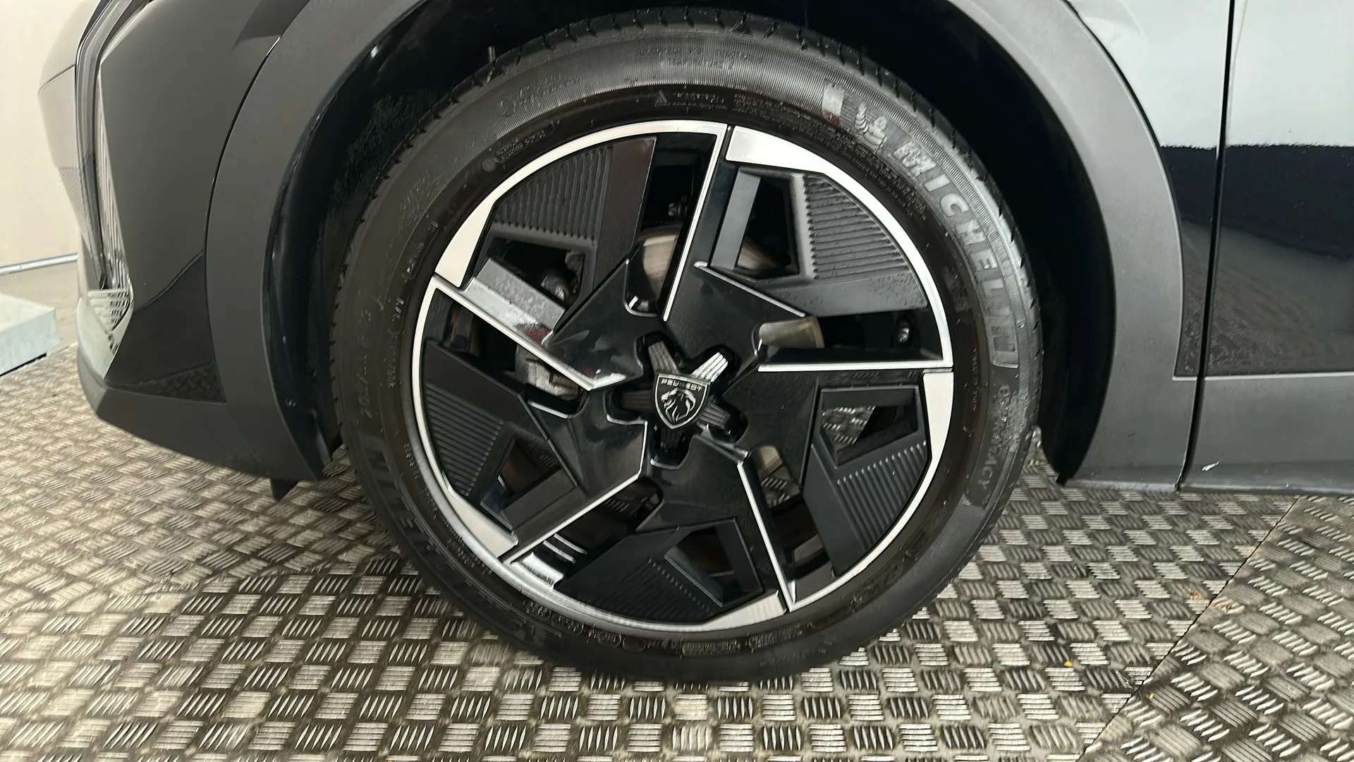 2024 PEUGEOT 408 2024 PEUGEOT 408