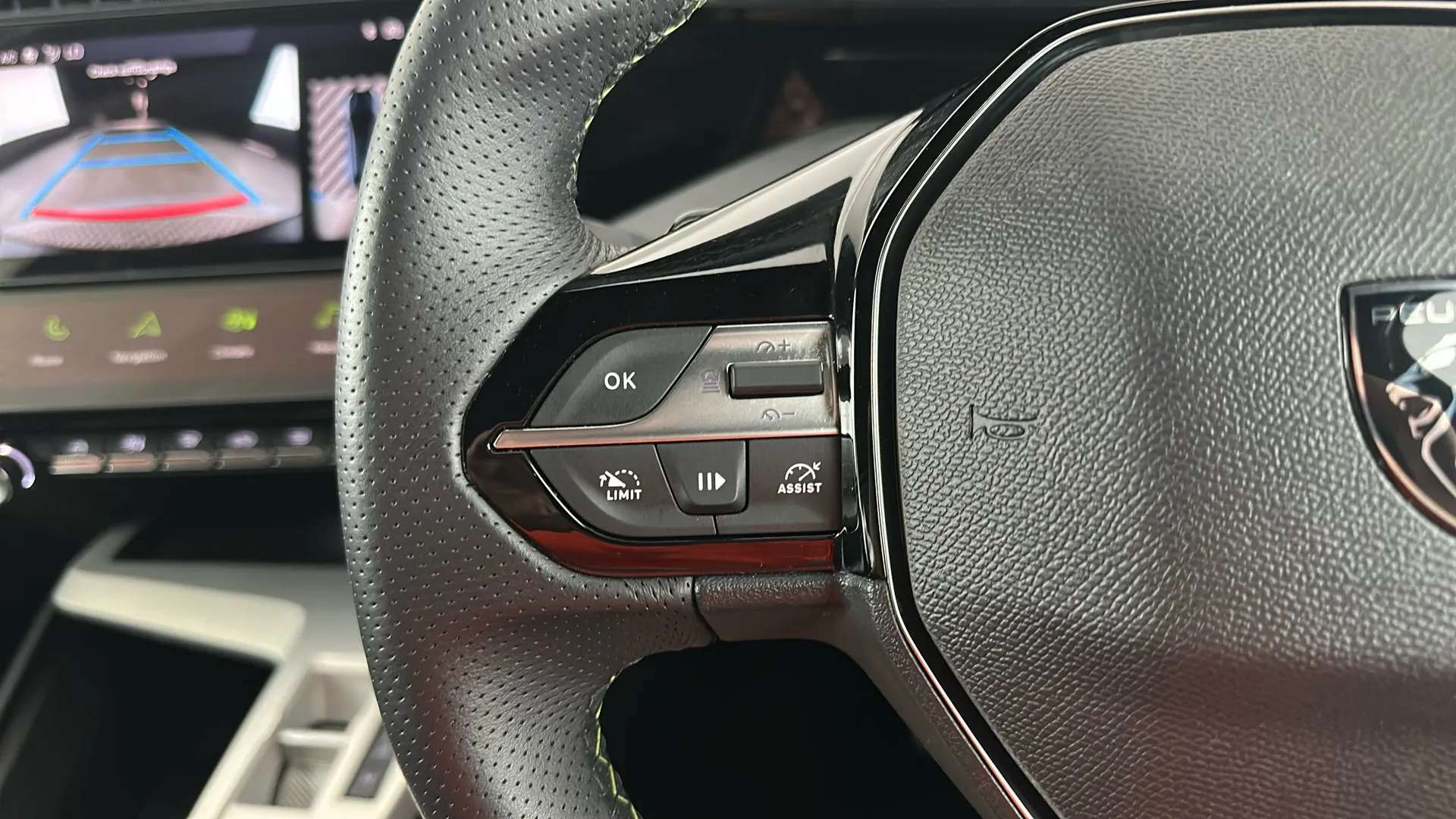 2024 PEUGEOT 408 2024 PEUGEOT 408