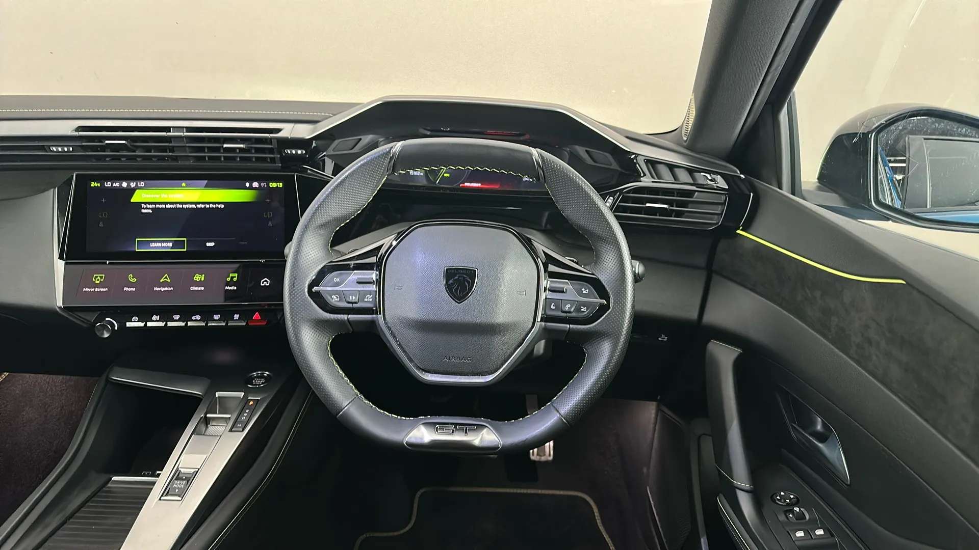 2024 PEUGEOT 408 2024 PEUGEOT 408